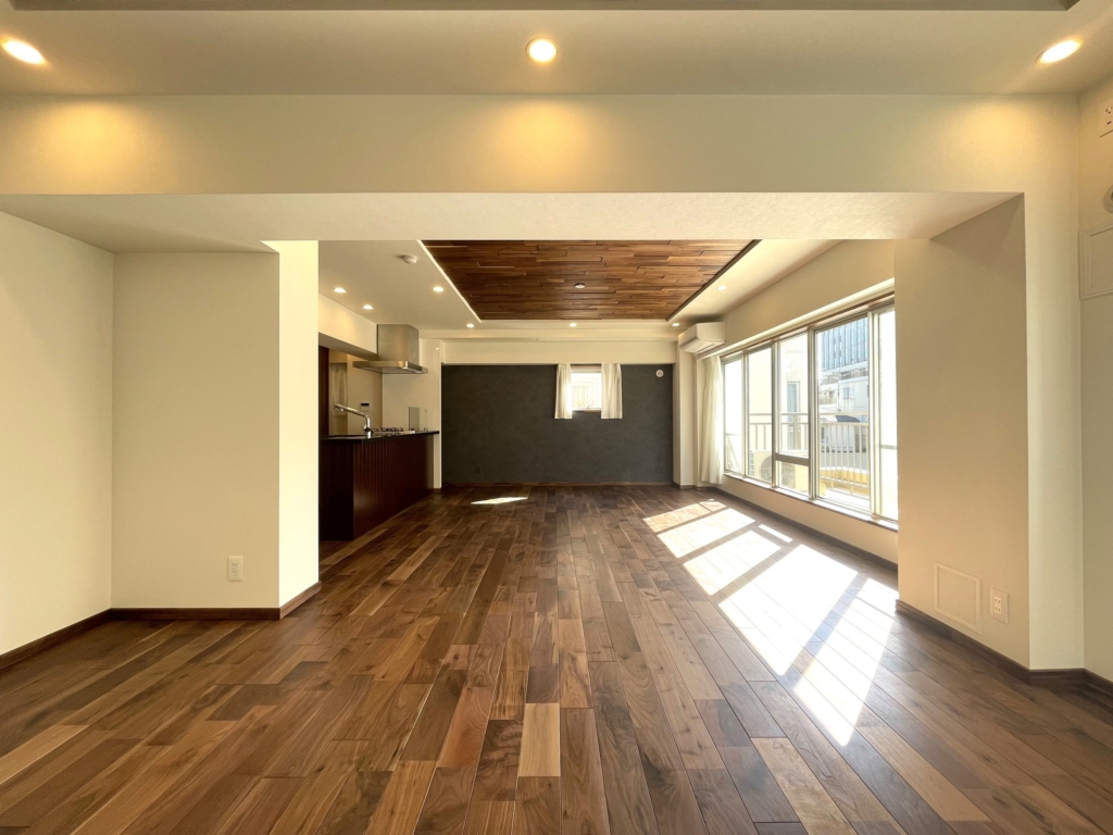 【シェトワ白金台】気品ある佇まいが奏でる、閑静な丘に溶け込む邸宅－洗練された街並みに寄り添いながら、上質な静けさに包まれる日々－